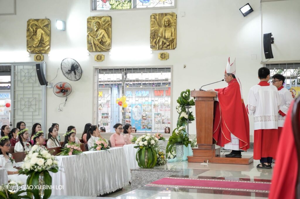 hệ thống loa treo tường Bose