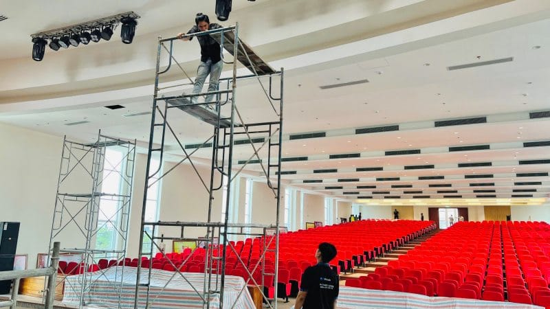 Hội trường 1500m2 của Trường Đại Học Hutech