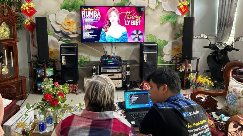 Dàn karaoke gia đình