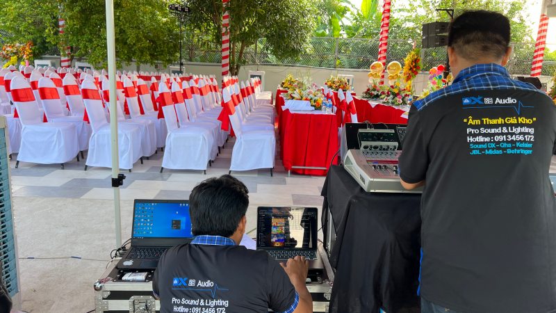 cho thuê bàn ghế, mái ché, dàn âm thanh