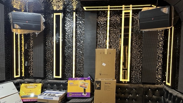 phòng karaoke phục vụ kinh doanh